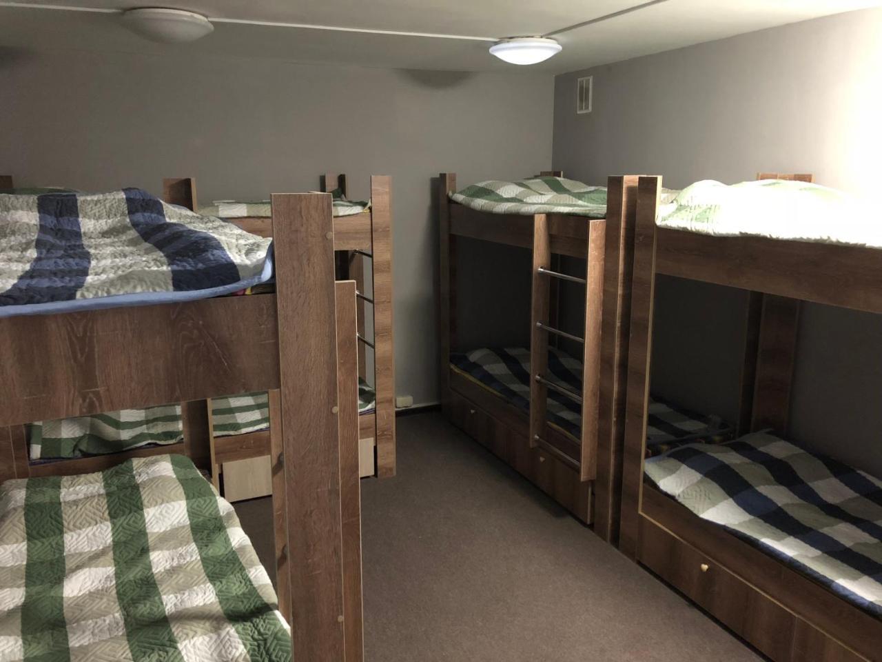 Apple City Hostel Almaty Luaran gambar