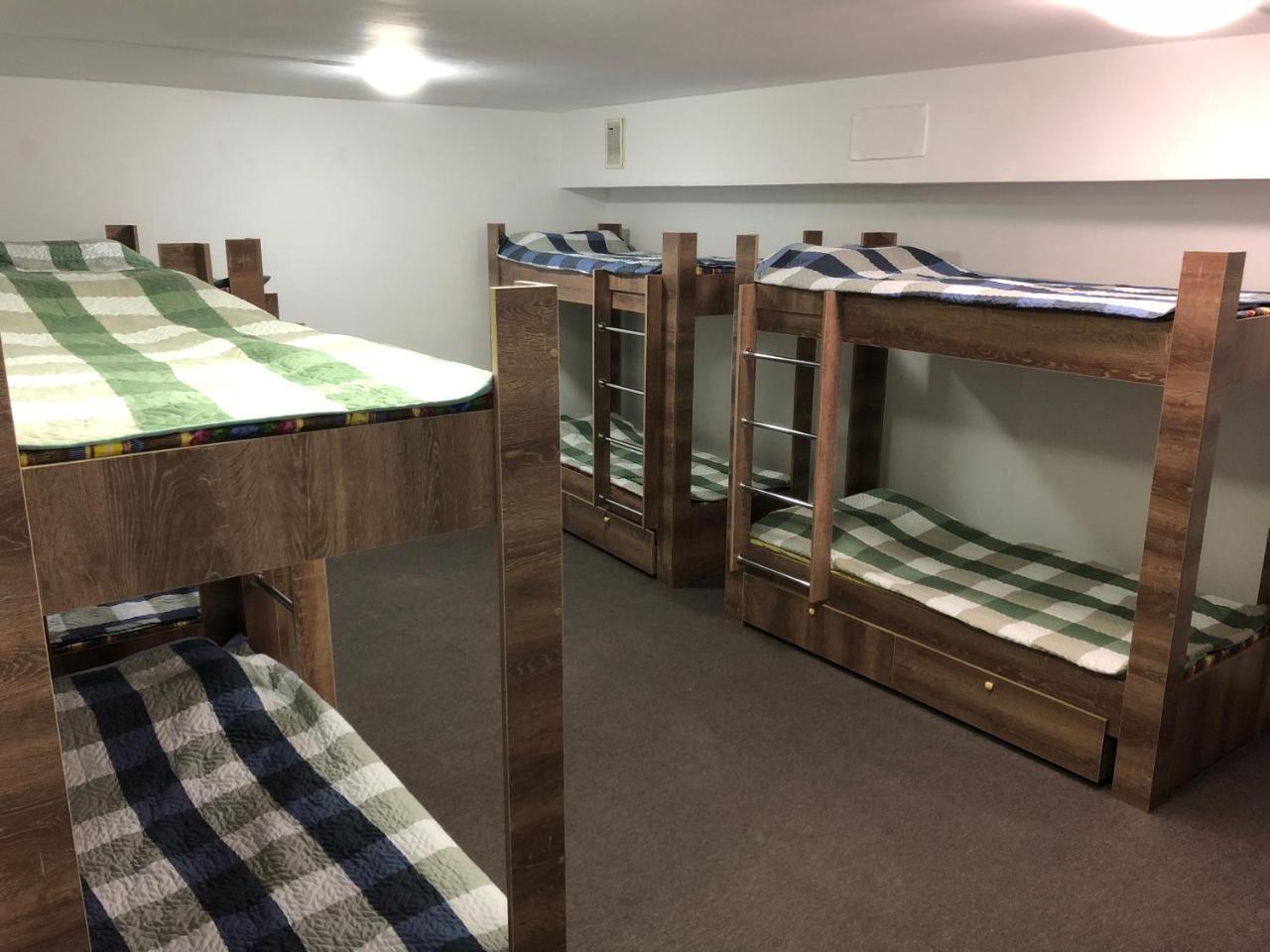 Apple City Hostel Almaty Luaran gambar