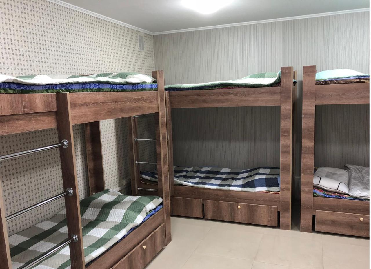 Apple City Hostel Almaty Luaran gambar
